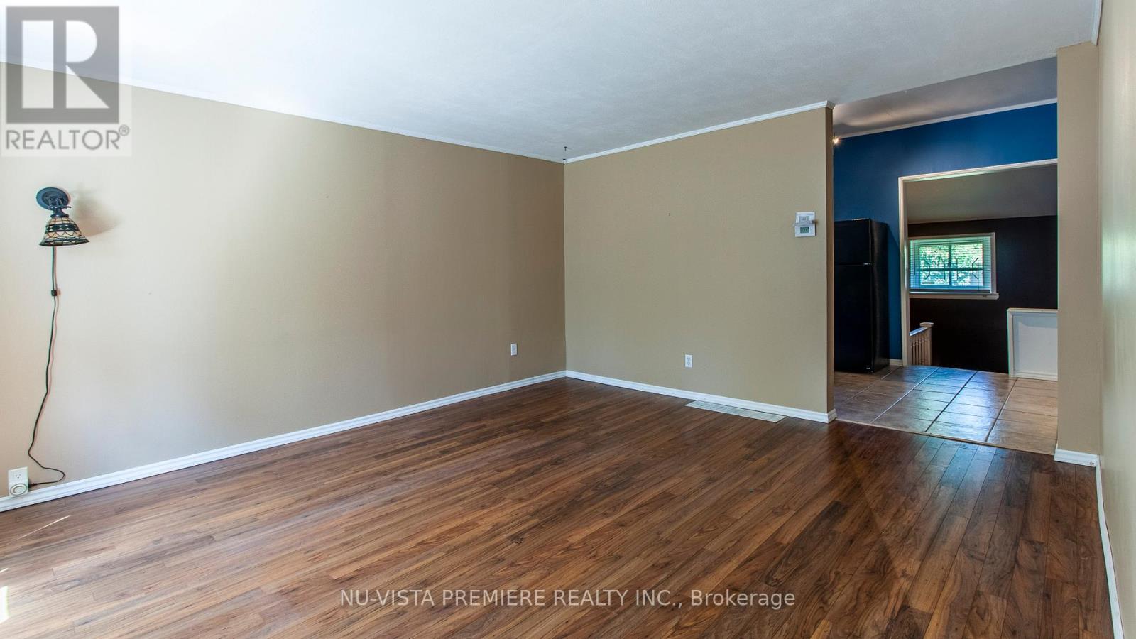 Photo 20 of 13 Empress Avenue, London North ON