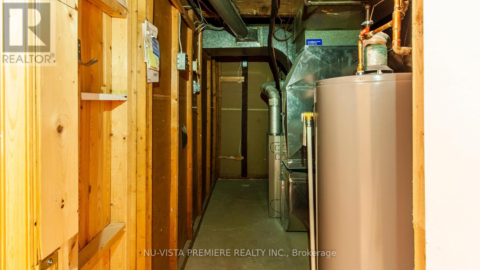 Photo 3 of 13 Empress Avenue, London North ON