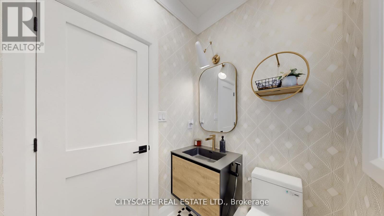Photo 19 of 5966 River Grove Avenue W, Mississauga ON