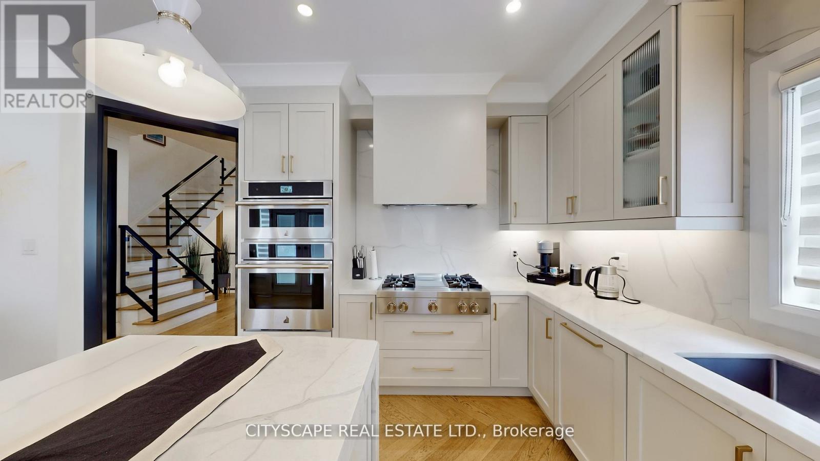 Photo 44 of 5966 River Grove Avenue W, Mississauga ON