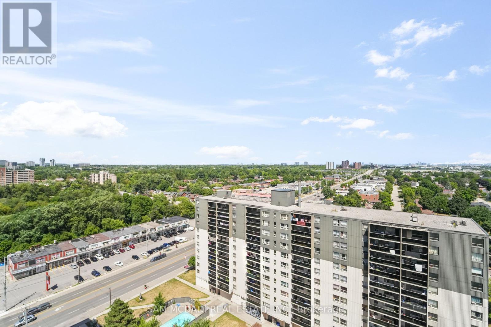 Photo 4 of 1513 86 Dundas Street E, Mississauga ON
