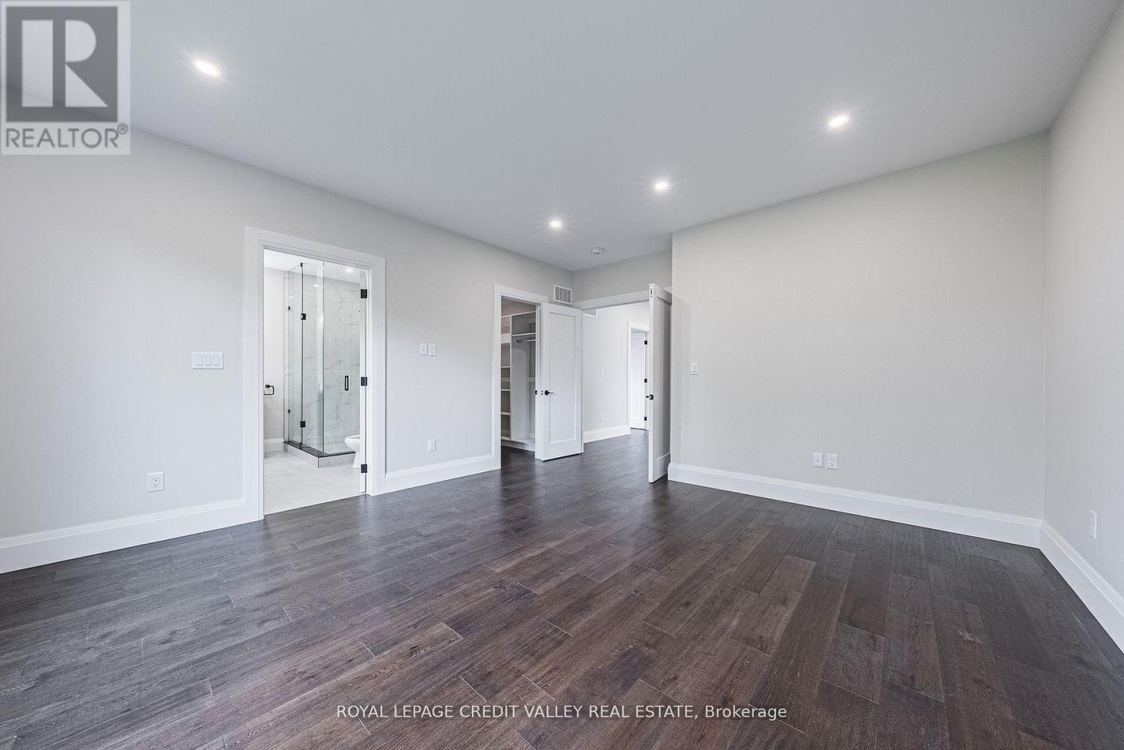 Photo 24 of 18 Bellman Avenue, Toronto ON