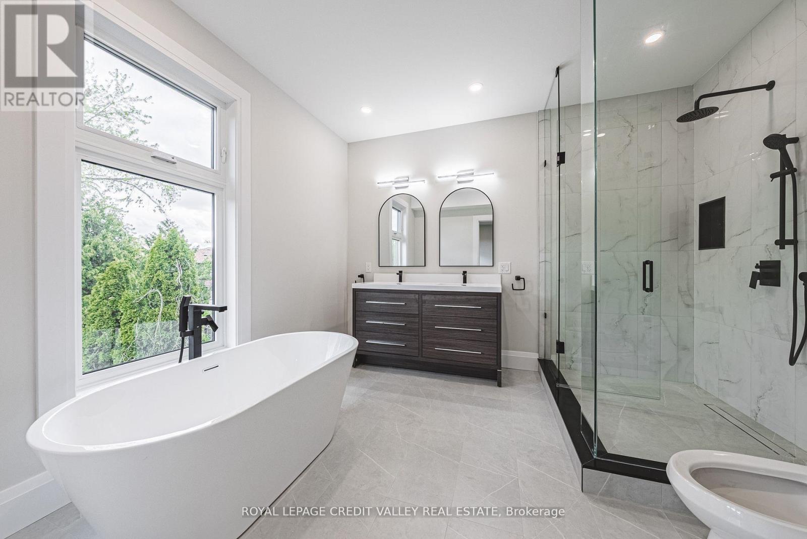 Photo 25 of 18 Bellman Avenue, Toronto ON