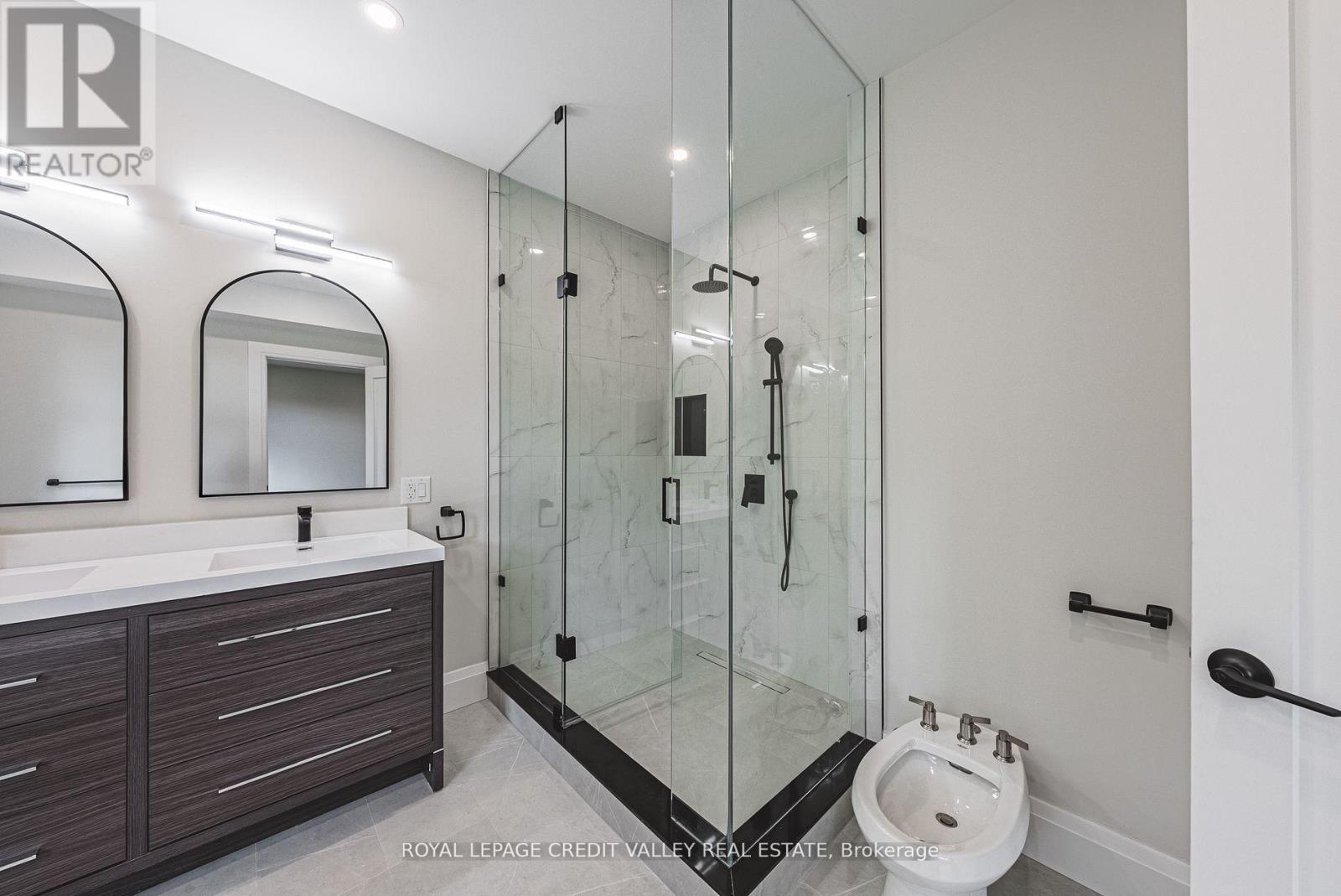Photo 28 of 18 Bellman Avenue, Toronto ON