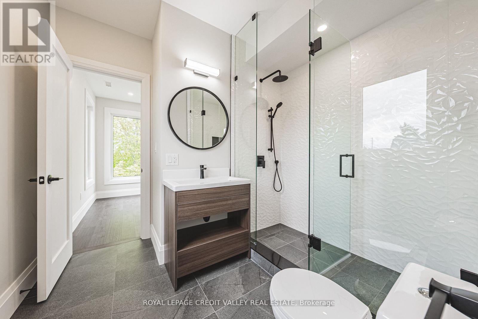 Photo 32 of 18 Bellman Avenue, Toronto ON