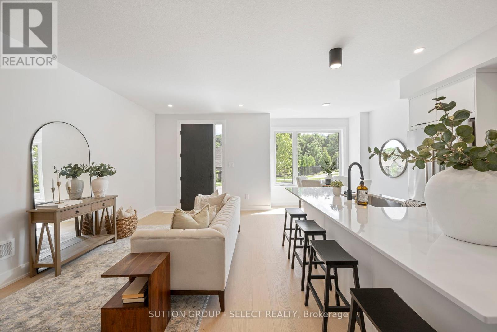 Photo 11 of 30 1175 Riverbend Road, London South ON