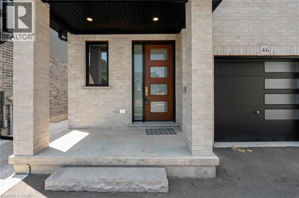 Photo 35 of 46 Lowell Street N, Cambridge ON