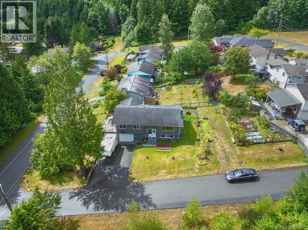 Photo 26 of 170 Seaview St, Sayward BC