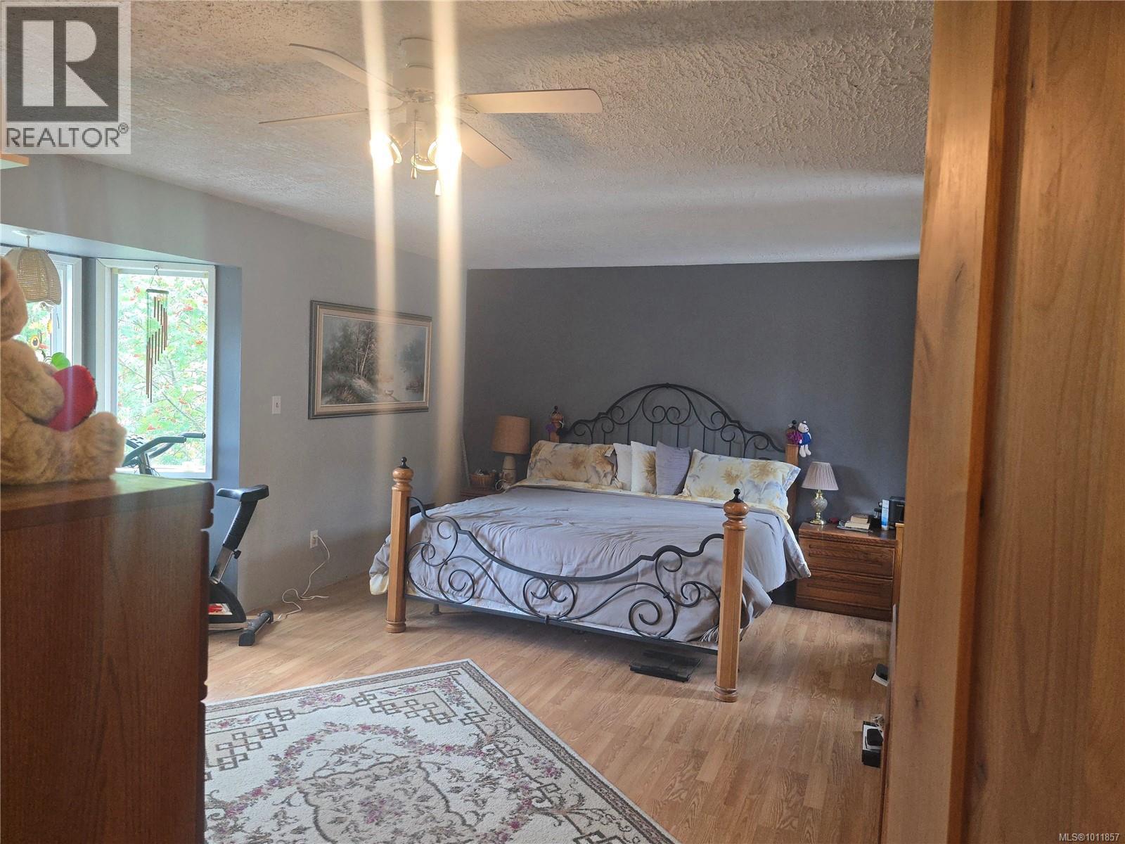 Photo 71 of 170 Seaview St, Sayward BC