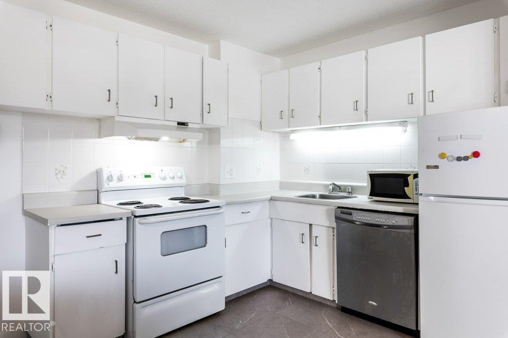 Photo 7 of 307 8604 Gateway Bv Nw, Edmonton AB