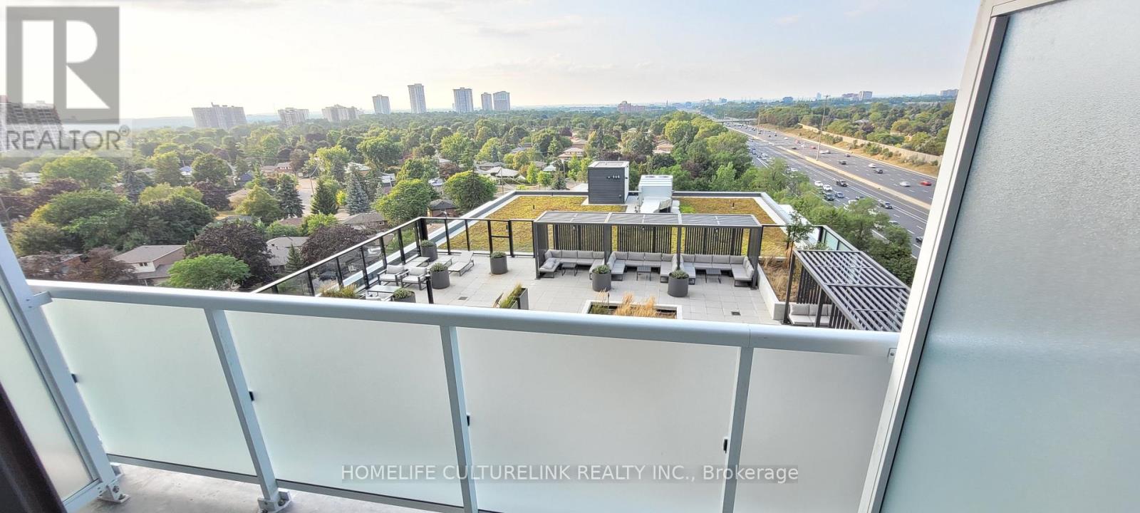 Photo 8 of 1106 188 Fairview Mall Drive, Toronto ON