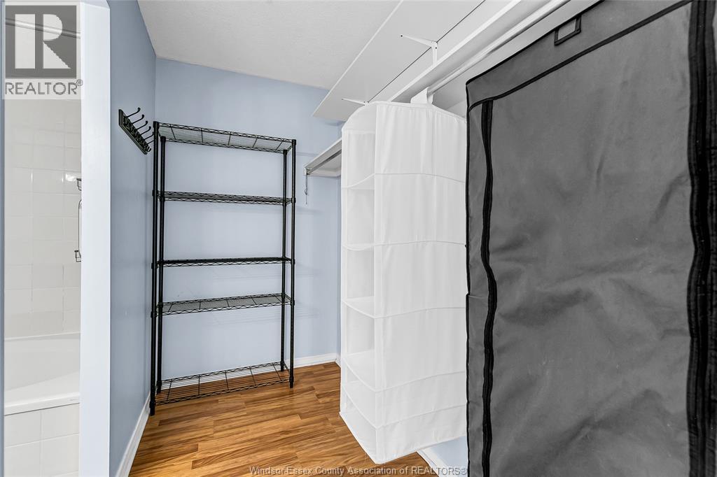 Photo 16 of 515 Riverside Drive West Unit 806, Windsor ON
