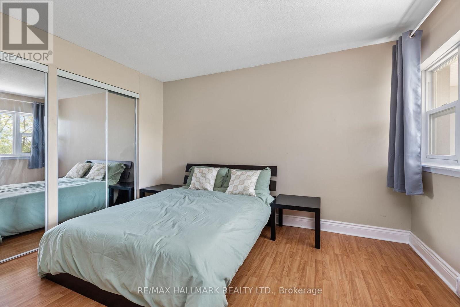 Photo 8 of 130 3040 Constitution Boulevard, Mississauga ON
