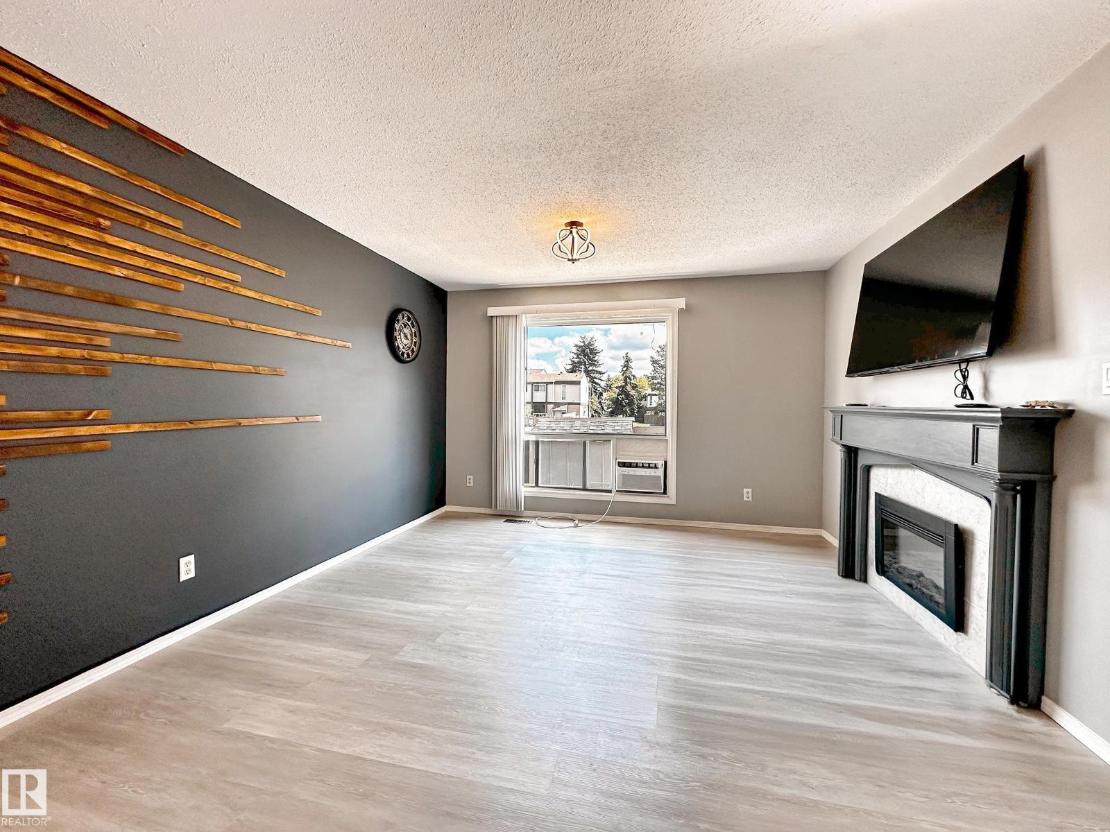 Photo 25 of 858 Erin Pl Nw, Edmonton AB