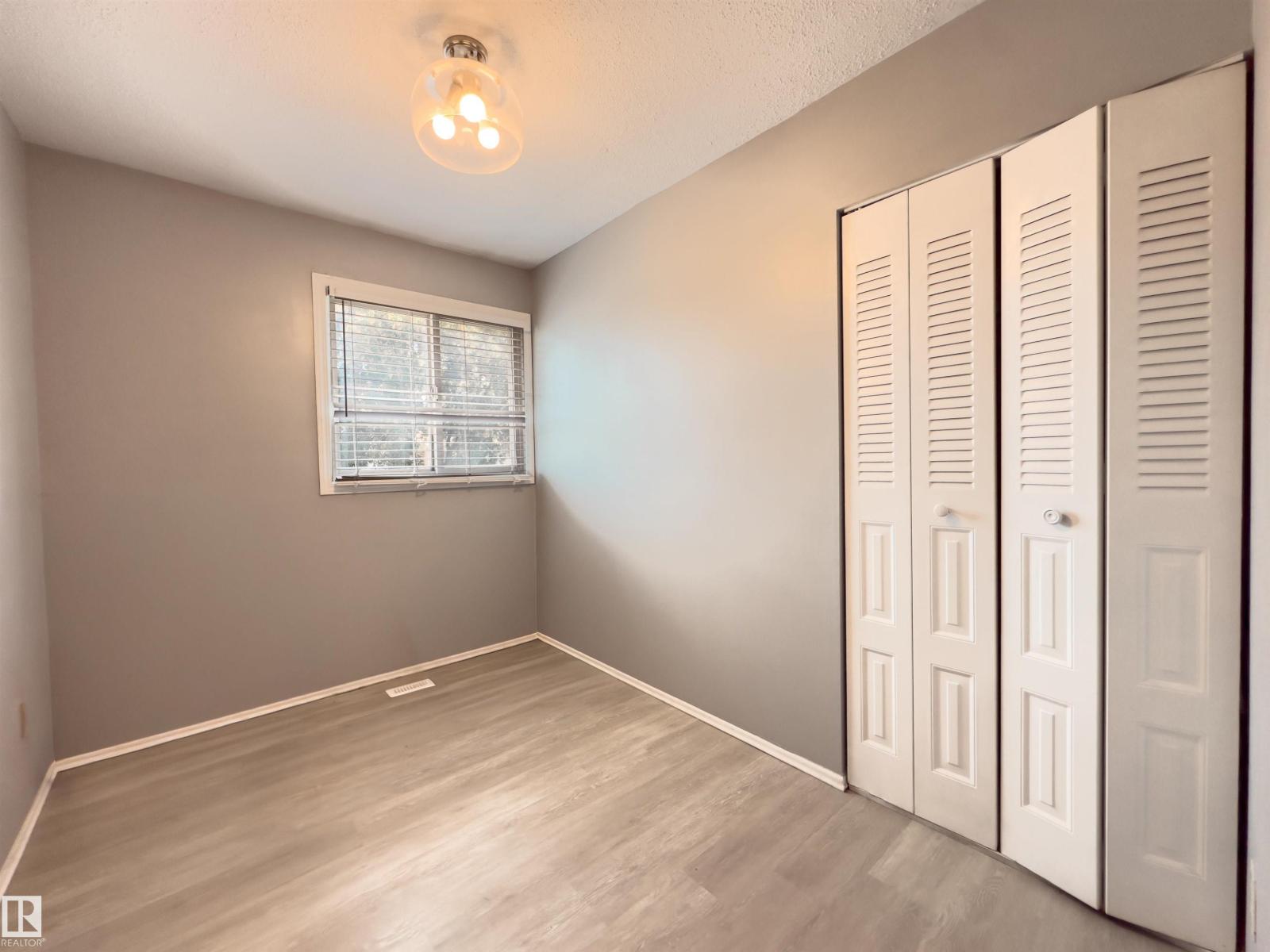 Photo 38 of 858 Erin Pl Nw, Edmonton AB