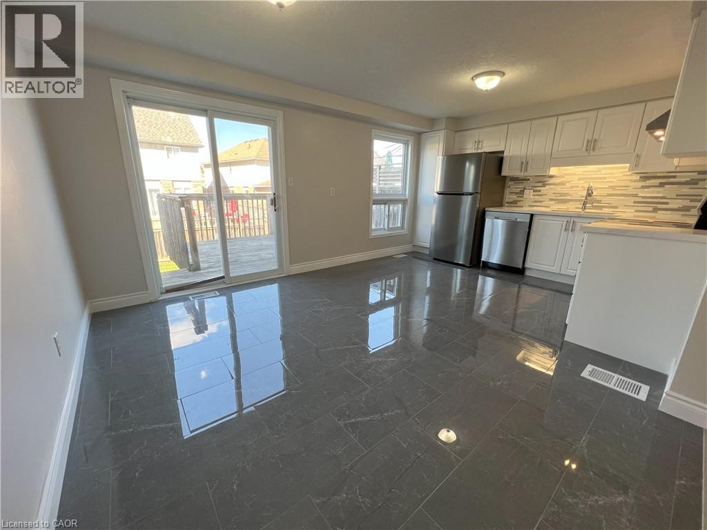 Photo 24 of 91 Donnenwerth Drive, Kitchener ON