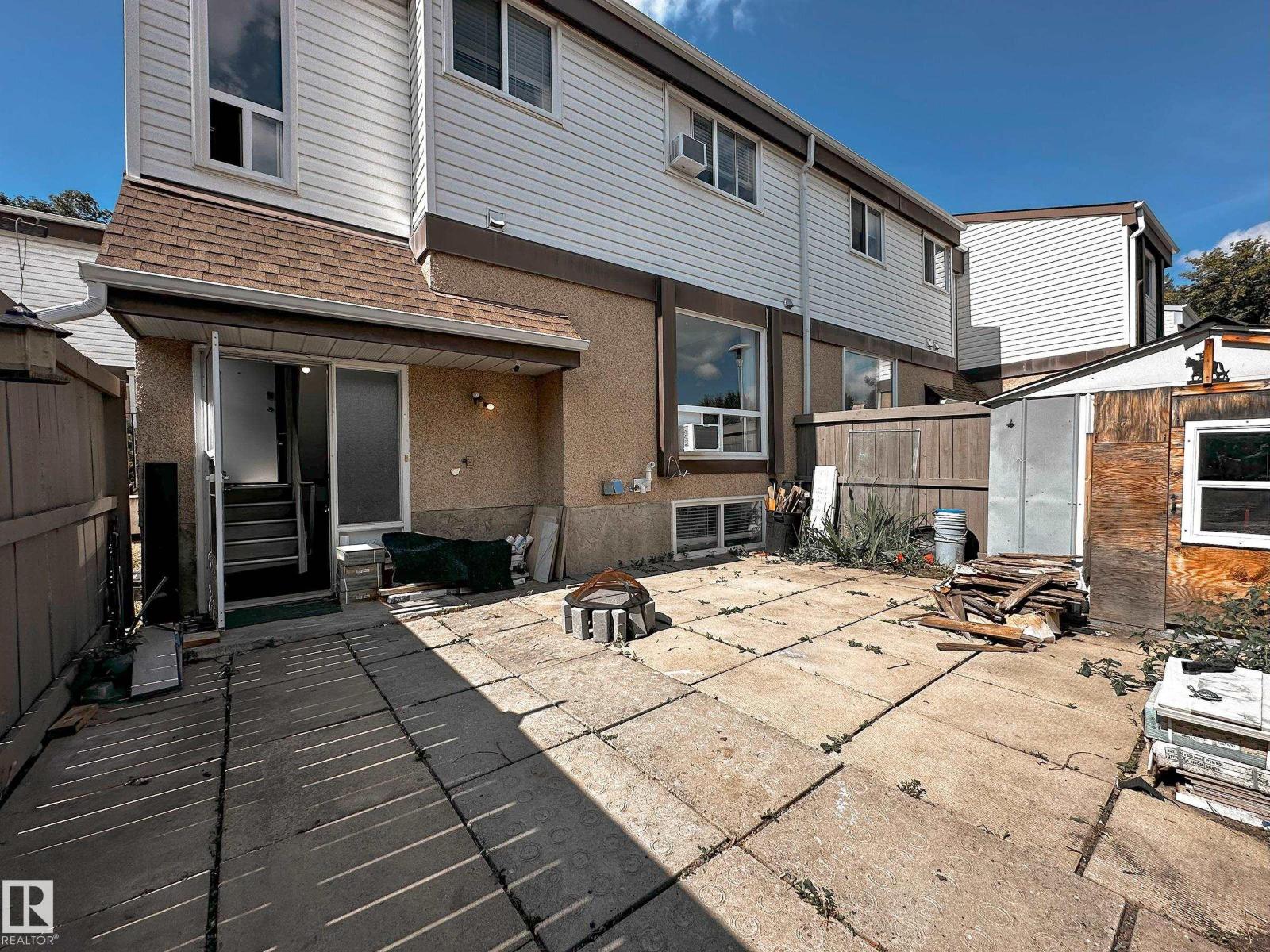 Photo 1 of 858 Erin Pl Nw, Edmonton AB