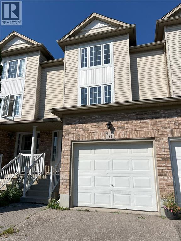 Photo 3 of 91 Donnenwerth Drive, Kitchener ON
