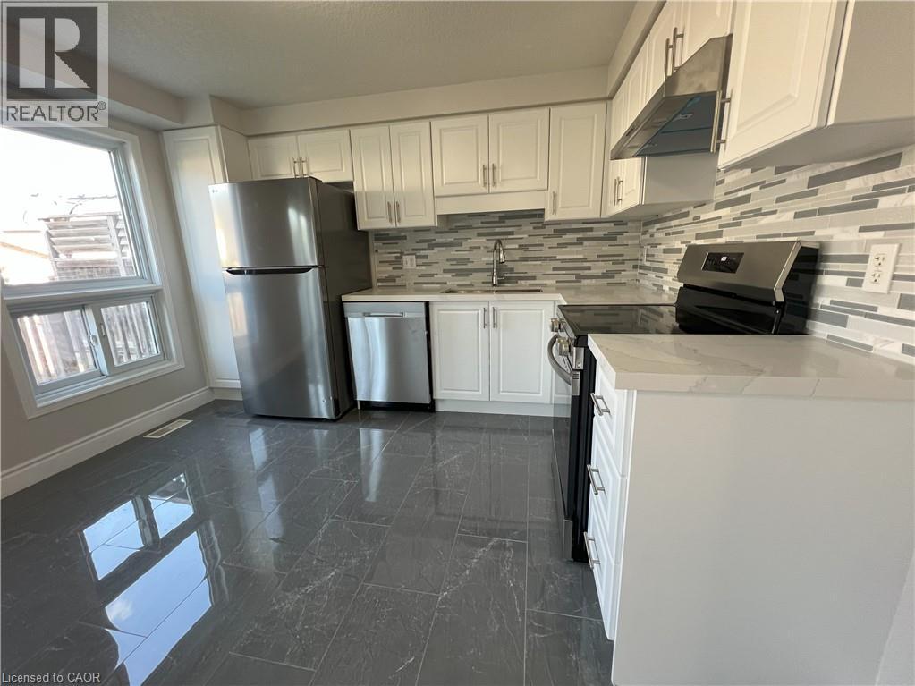 Photo 20 of 91 Donnenwerth Drive, Kitchener ON