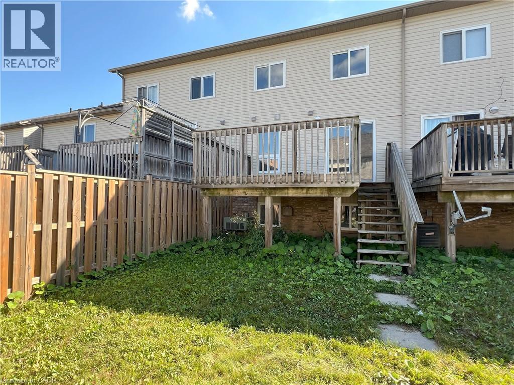 Photo 26 of 91 Donnenwerth Drive, Kitchener ON