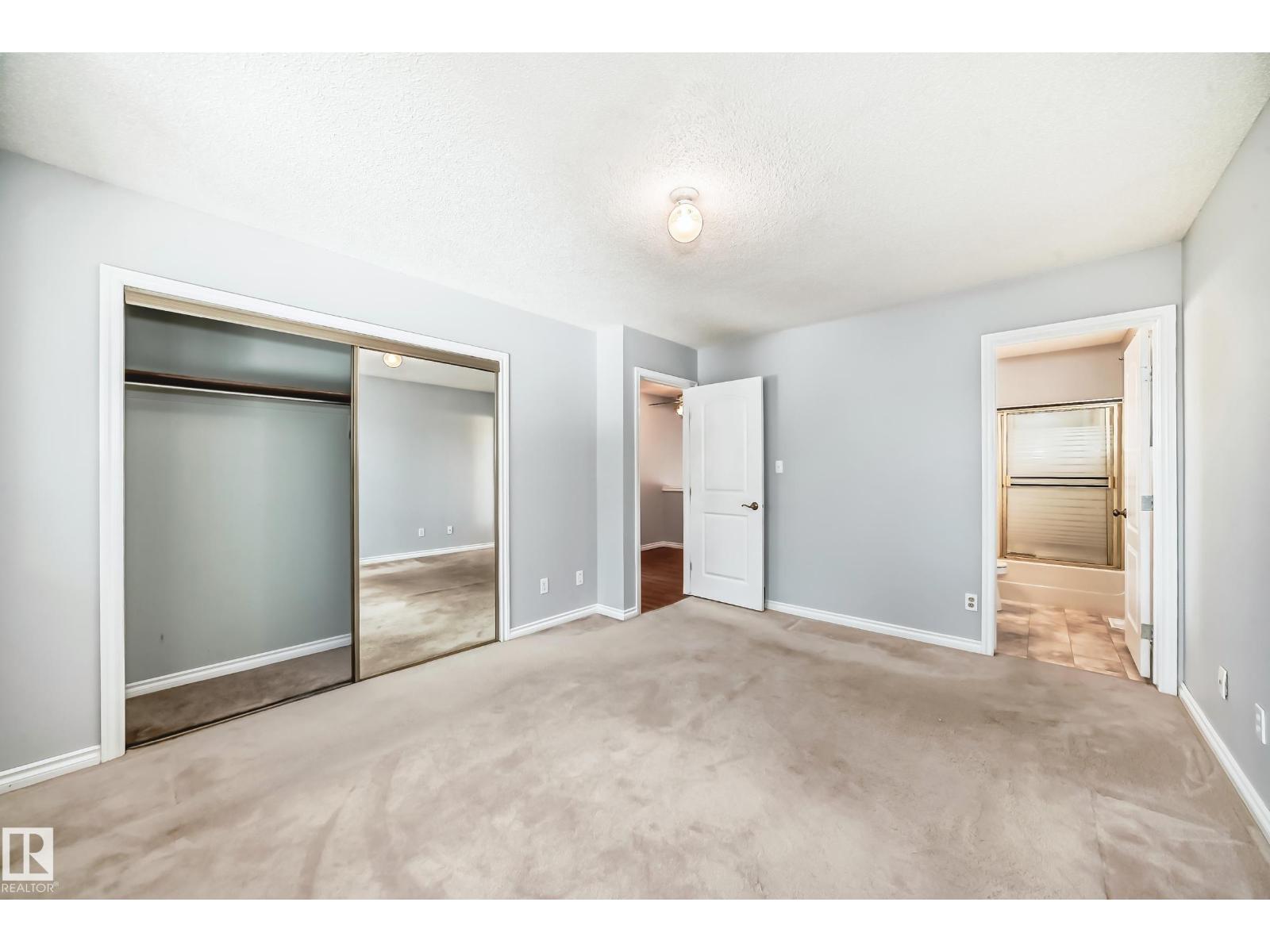 Photo 13 of 18908 97 Av Nw, Edmonton AB