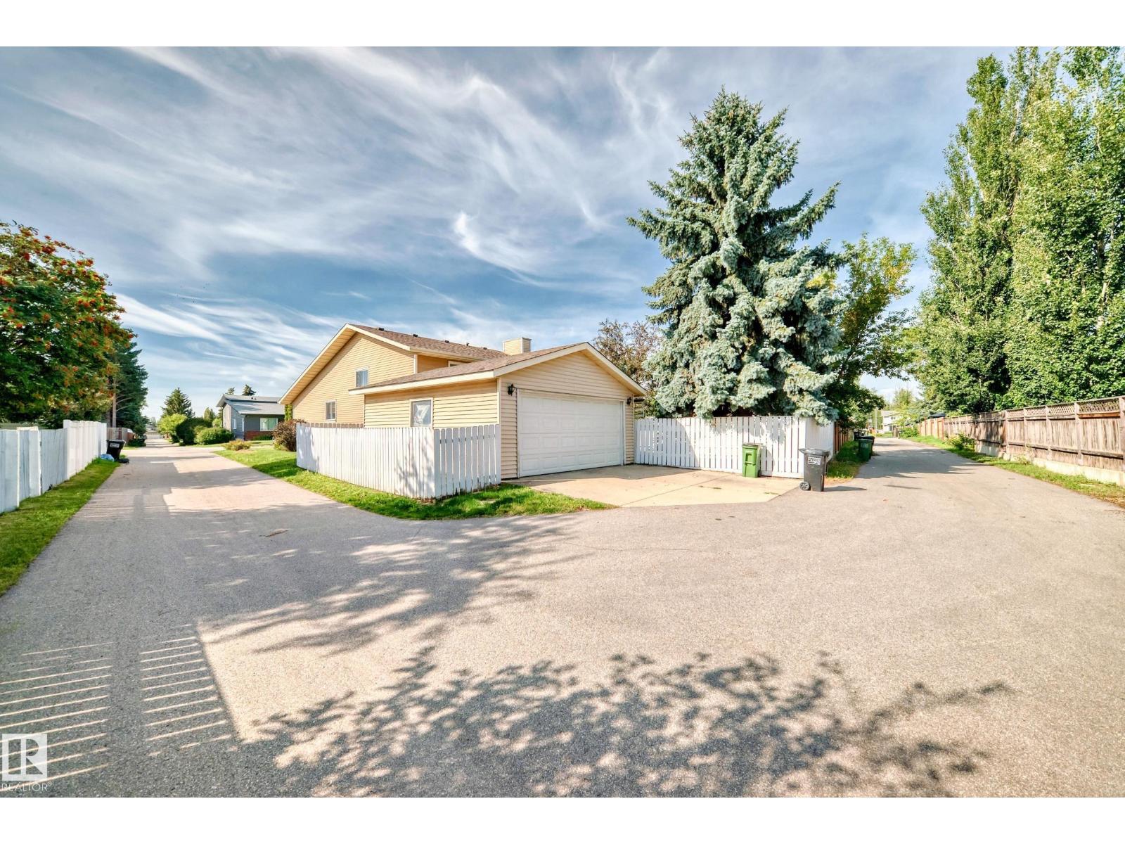 Photo 31 of 18908 97 Av Nw, Edmonton AB