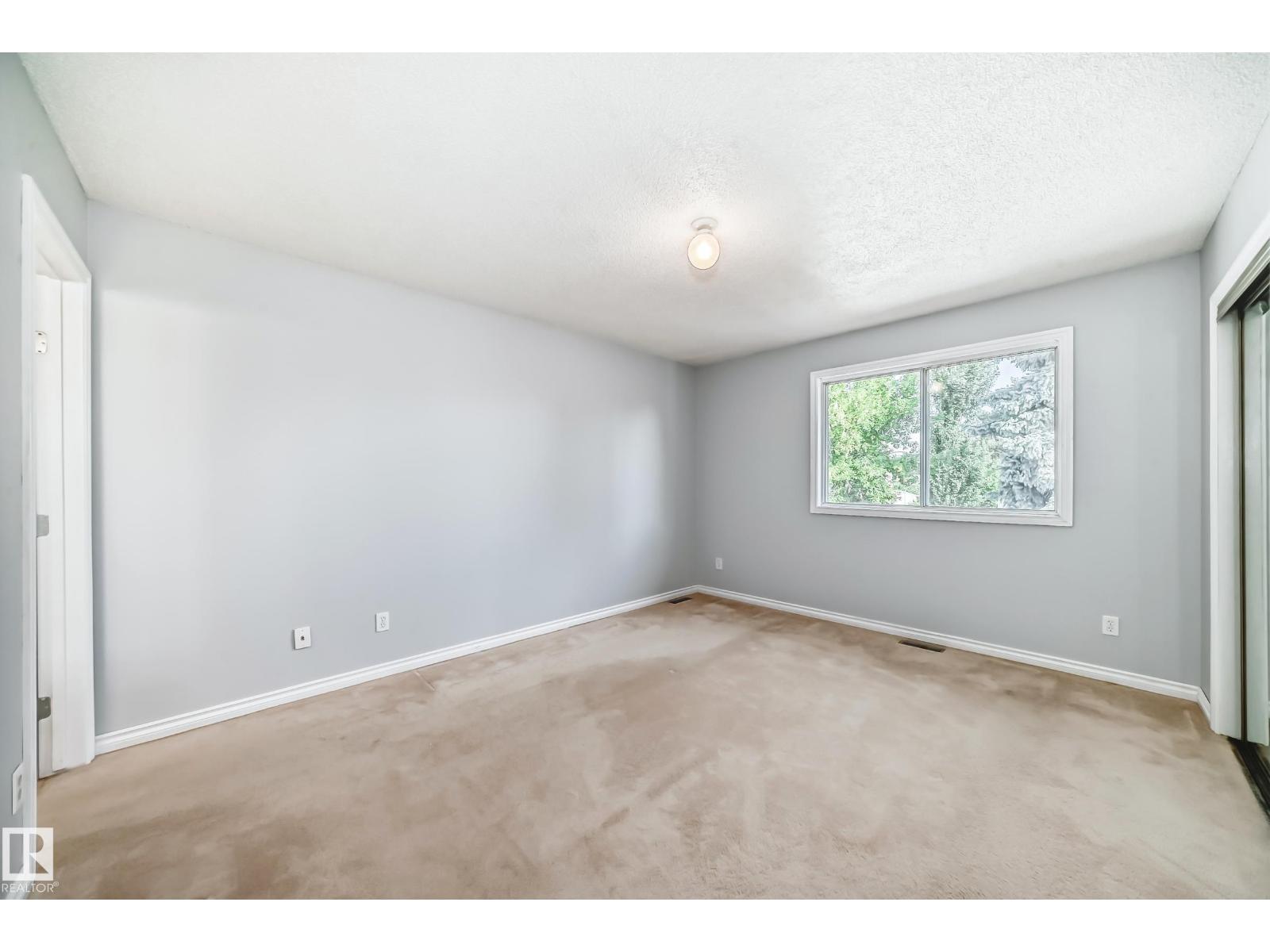 Photo 29 of 18908 97 Av Nw, Edmonton AB