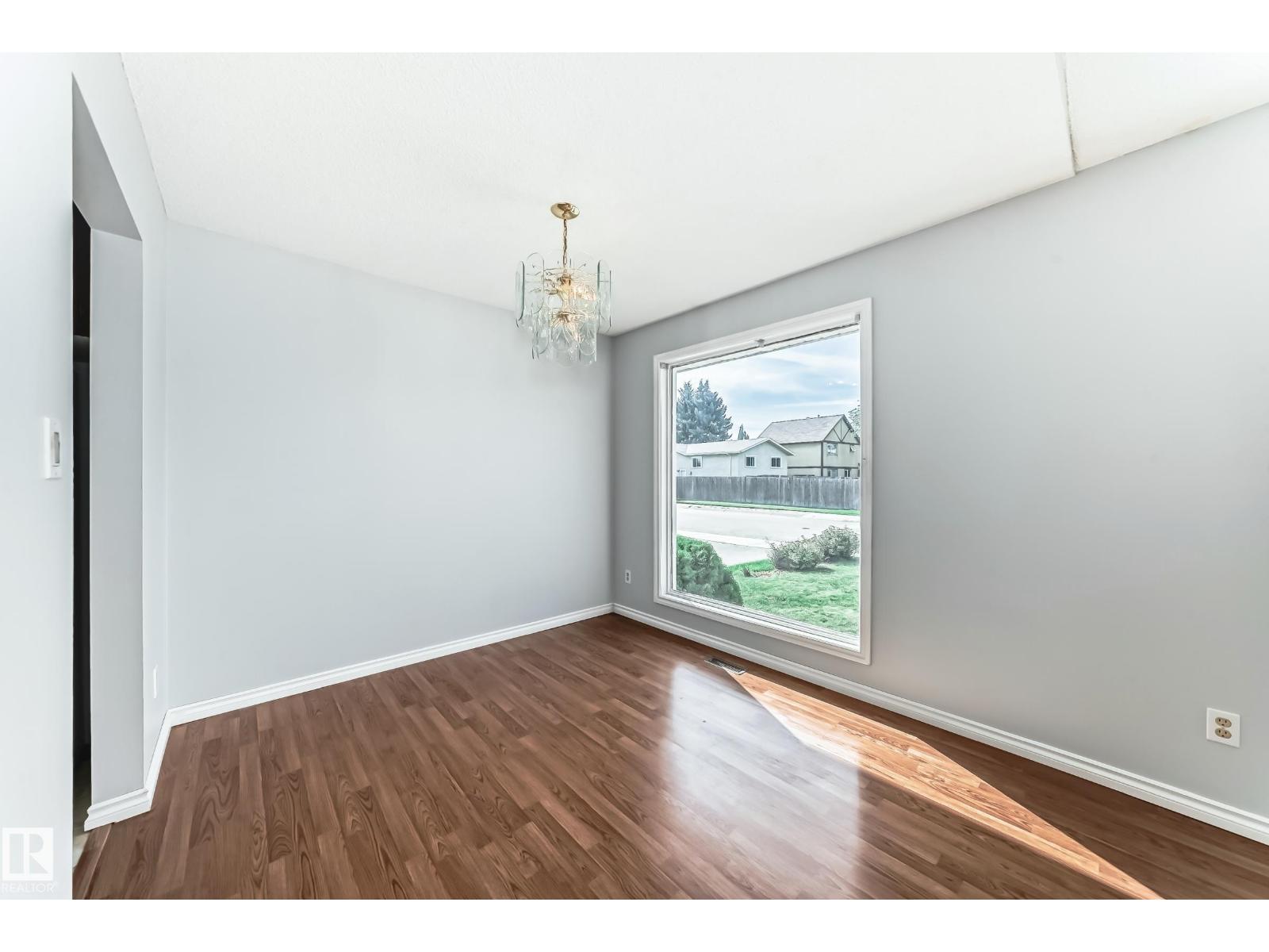 Photo 37 of 18908 97 Av Nw, Edmonton AB