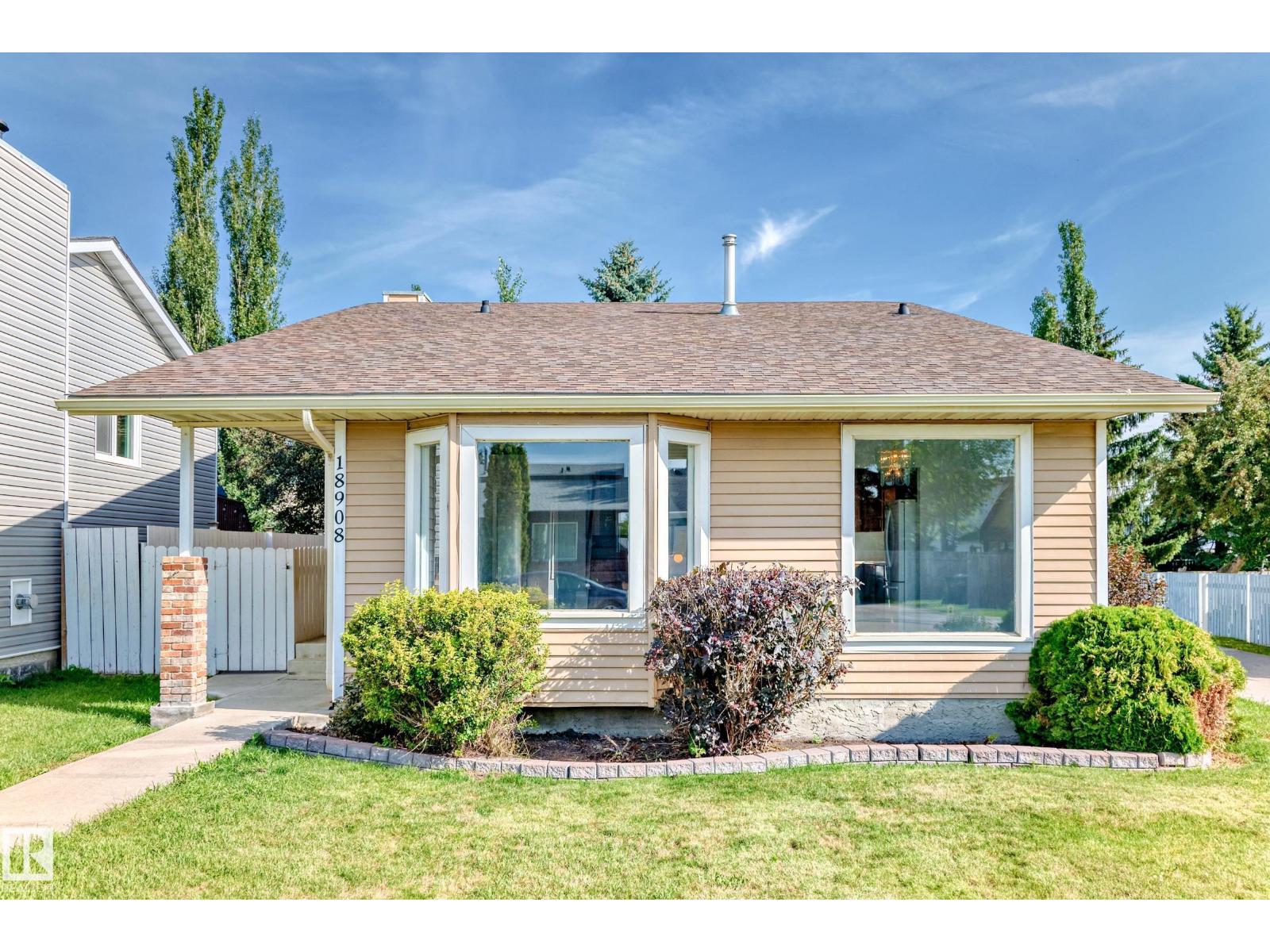 Photo 50 of 18908 97 Av Nw, Edmonton AB