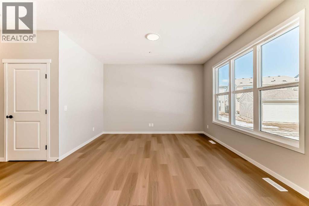 Photo 16 of 34 Hotchkiss Row Se, Calgary AB