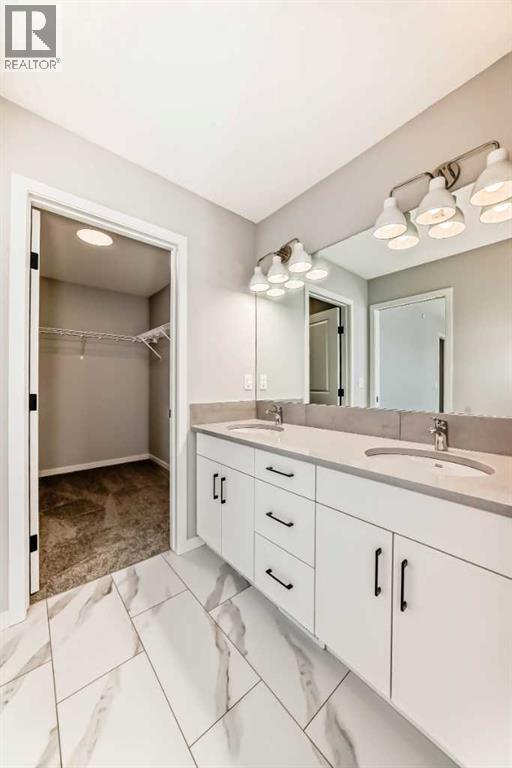 Photo 32 of 34 Hotchkiss Row Se, Calgary AB