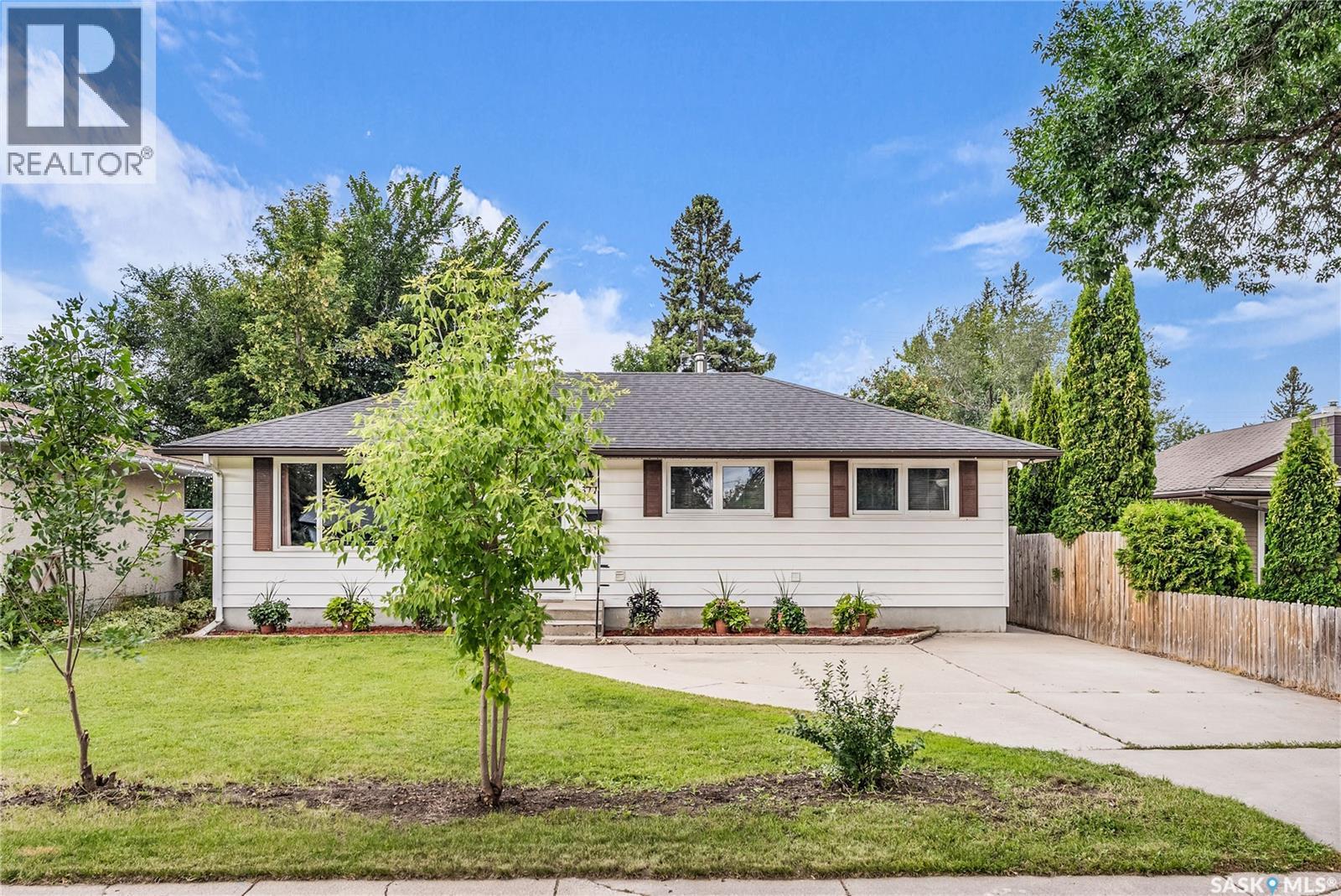 Photo 31 of 311 Hilliard Street E, Saskatoon SK