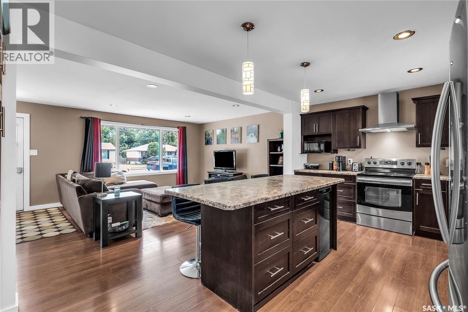 Photo 23 of 311 Hilliard Street E, Saskatoon SK