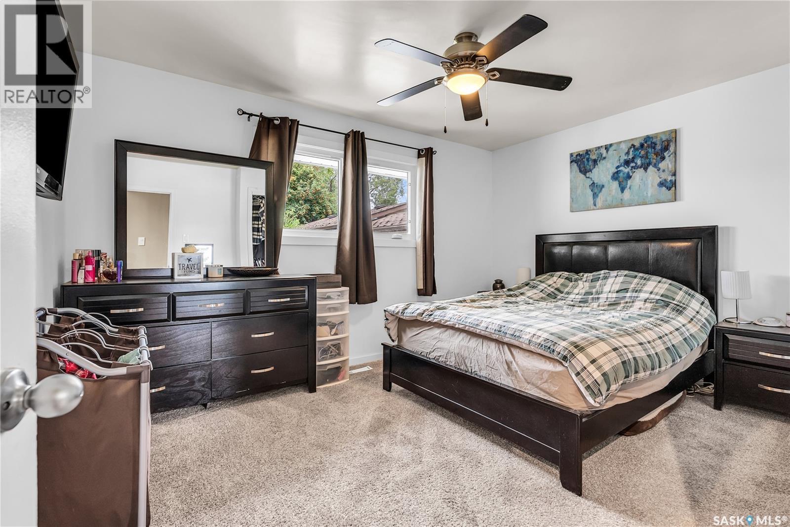 Photo 33 of 311 Hilliard Street E, Saskatoon SK