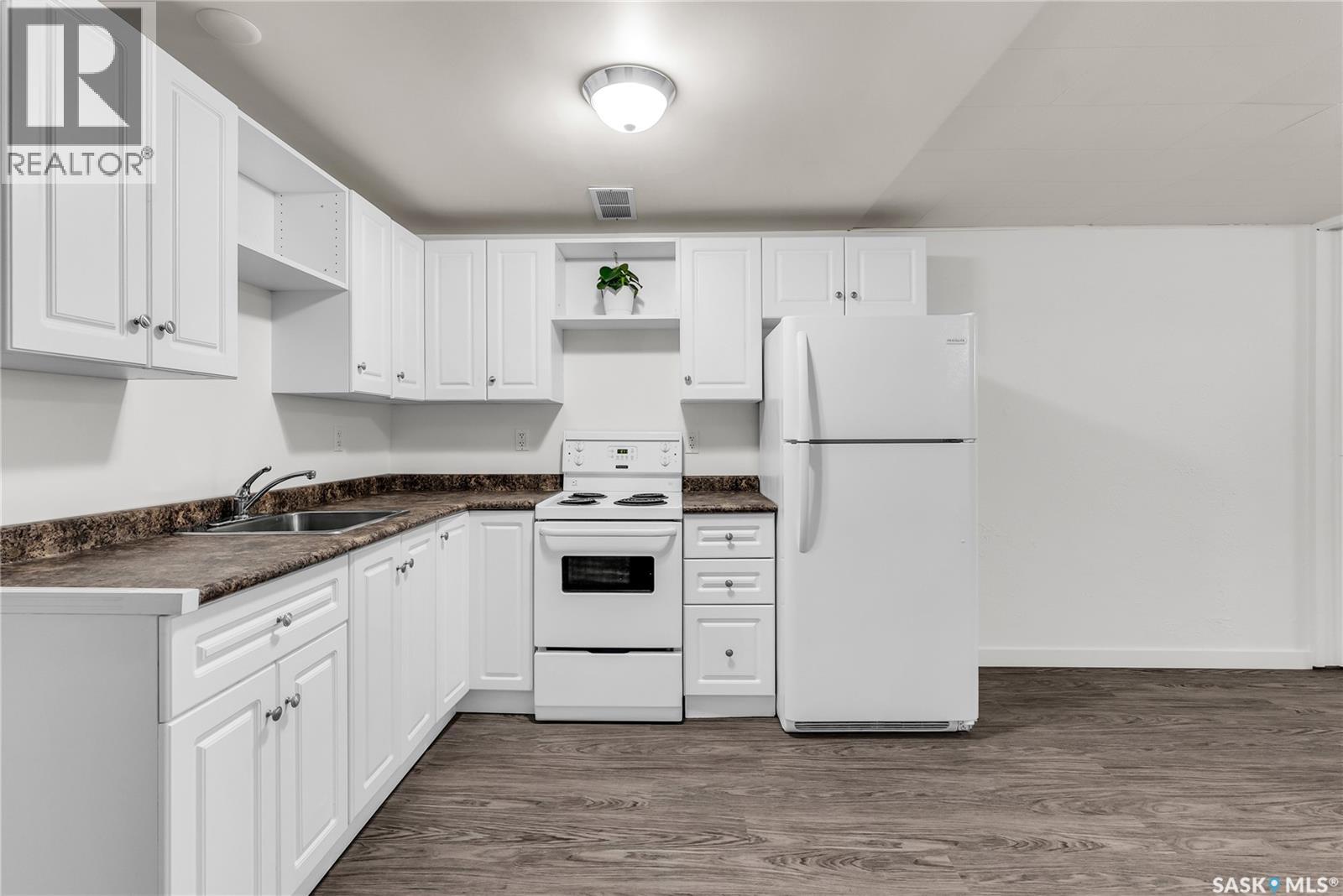 Photo 13 of 311 Hilliard Street E, Saskatoon SK