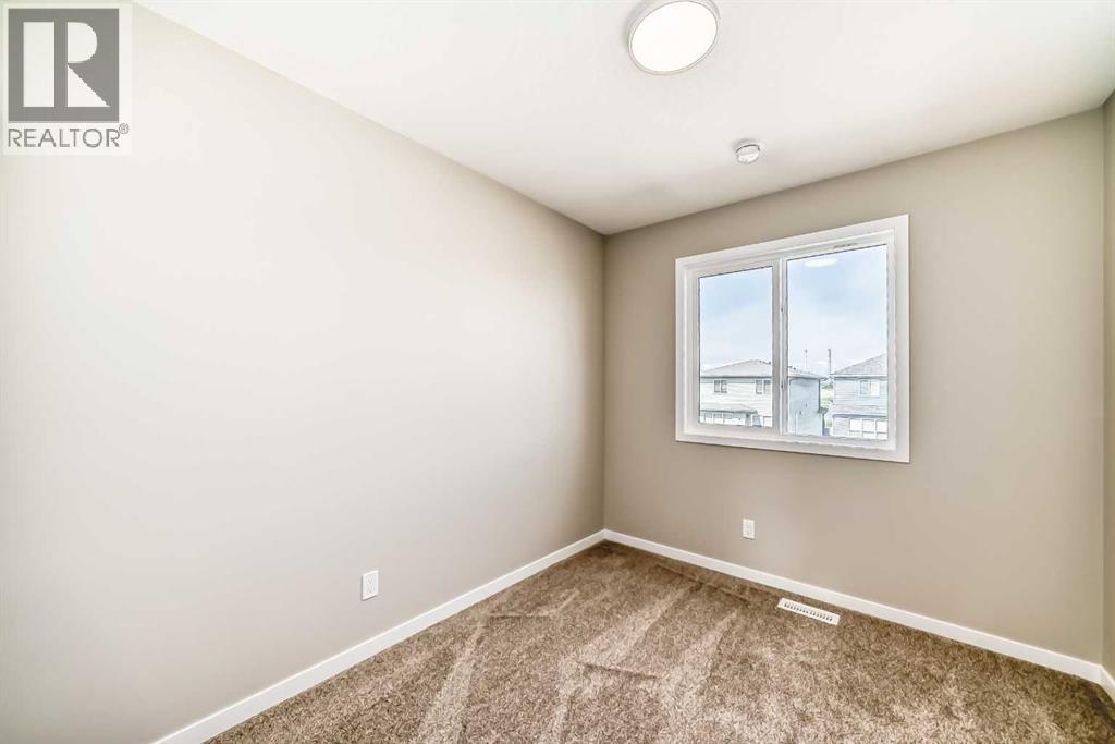 Photo 32 of 393 Hotchkiss Drive Se, Calgary AB