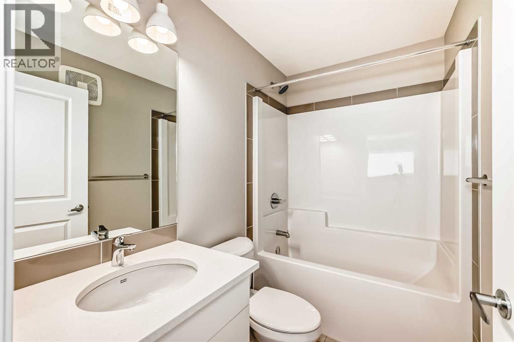 Photo 36 of 393 Hotchkiss Drive Se, Calgary AB