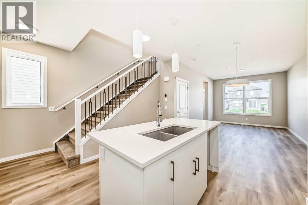 Photo 7 of 393 Hotchkiss Drive Se, Calgary AB