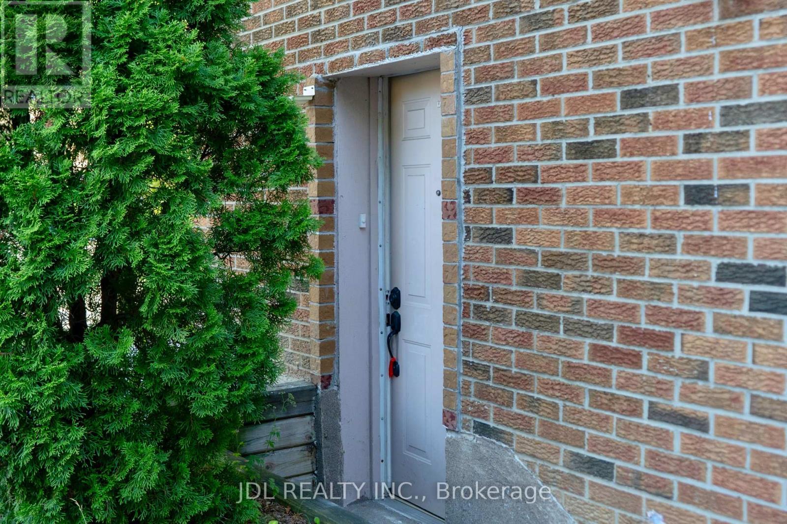 Photo 12 of Bsmt 1 Shadberry Drive, Toronto ON