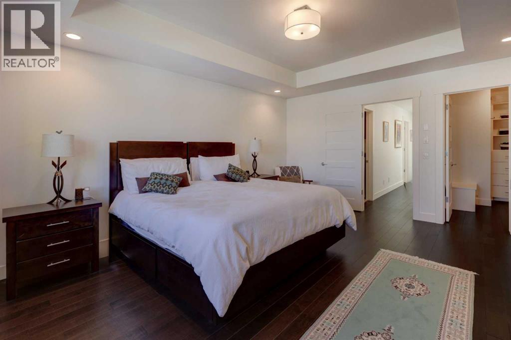 Single Family House for Sale in   Avenue SW Altadore Calgary 
