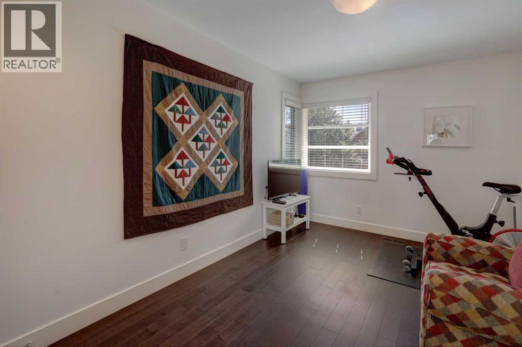 Single Family House for Sale in   Avenue SW Altadore Calgary 