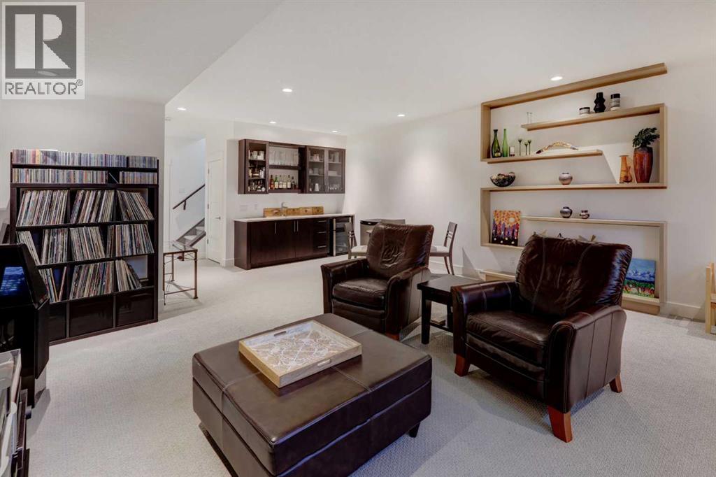 Single Family House for Sale in   Avenue SW Altadore Calgary 