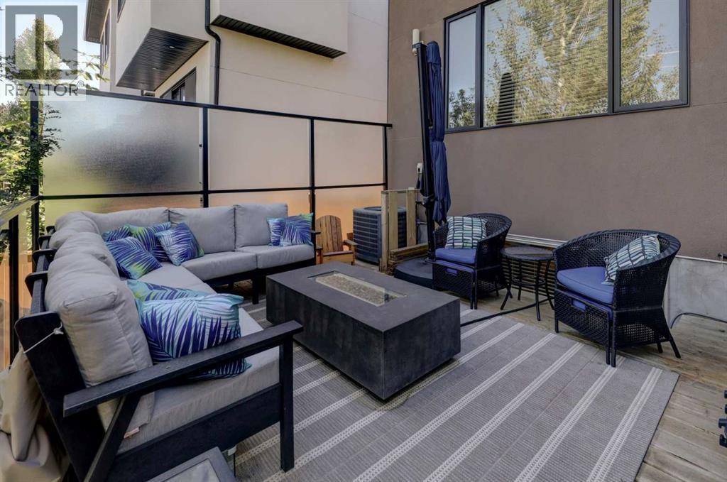 Single Family House for Sale in   Avenue SW Altadore Calgary 