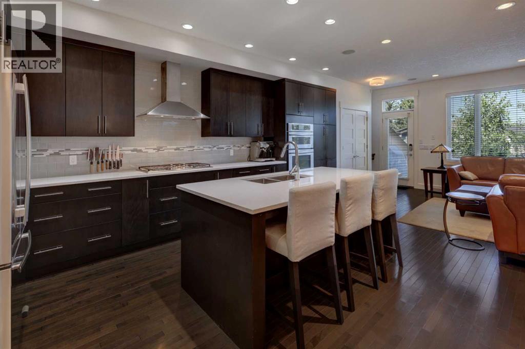 Single Family House for Sale in   Avenue SW Altadore Calgary 