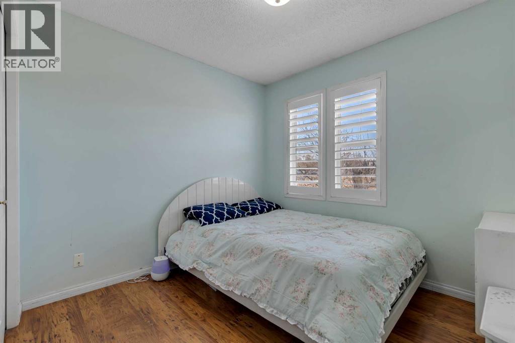 Single Family House for Sale in   Hidden Creek Place NW Hidden Valley Calgary 