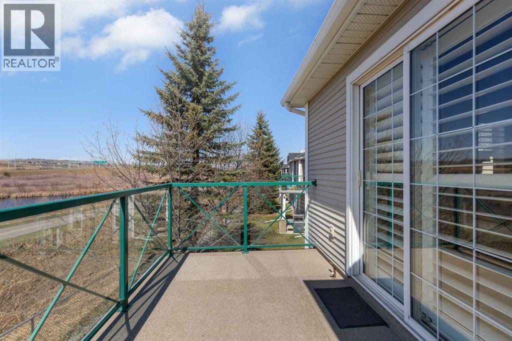 Single Family House for Sale in   Hidden Creek Place NW Hidden Valley Calgary 