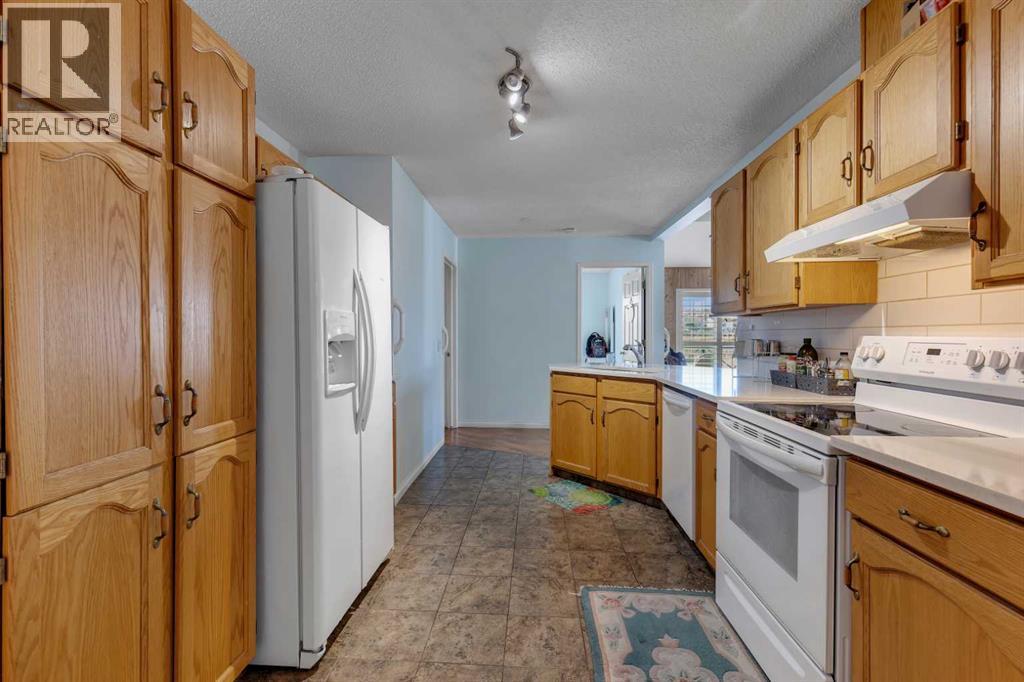 Single Family House for Sale in   Hidden Creek Place NW Hidden Valley Calgary 