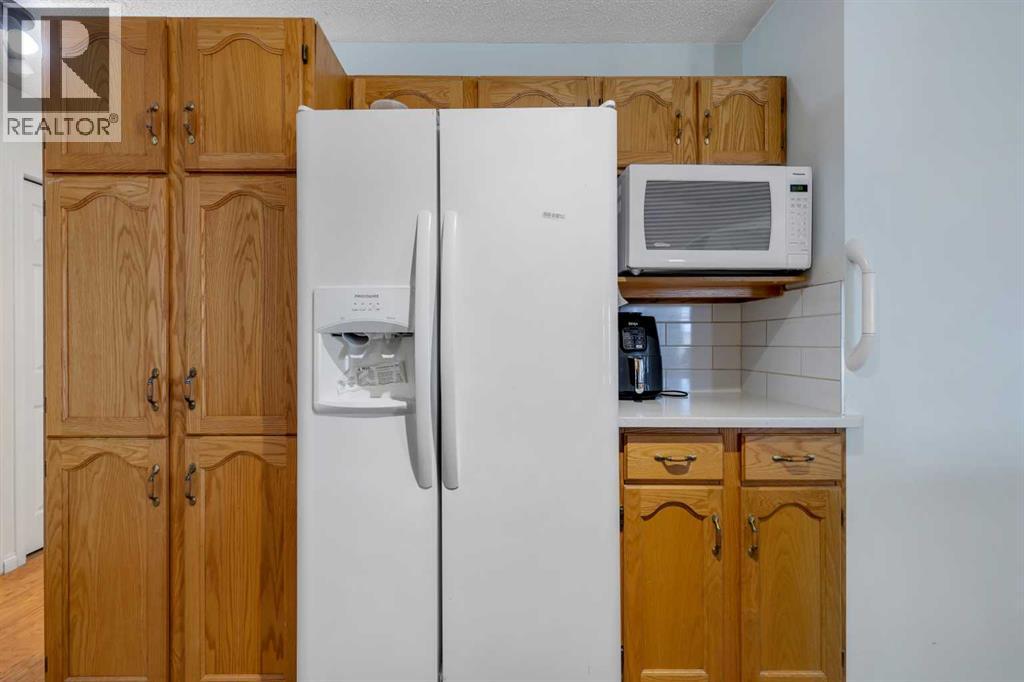 Single Family House for Sale in   Hidden Creek Place NW Hidden Valley Calgary 