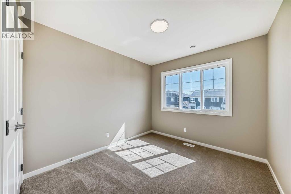 Photo 27 of 385 Hotchkiss Drive Se, Calgary AB
