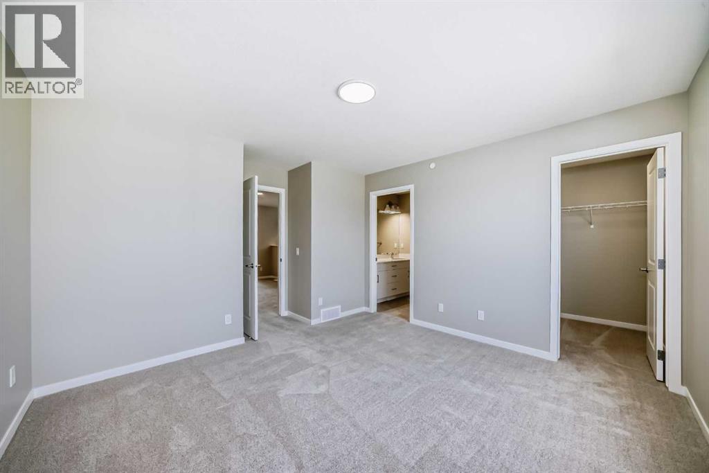 Photo 22 of 385 Hotchkiss Drive Se, Calgary AB